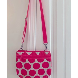 Thirty-One‎ pink mod dot pink/gray crossbody purse detachable adjustable strap